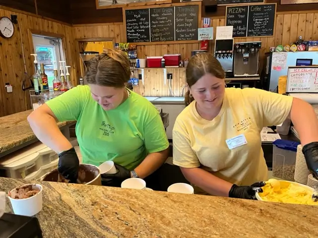 Employment 3 IMG 2457